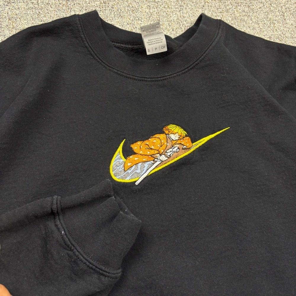 Demon Slayer Zenitsu Agatsuma Surfing Nike Swoosh Black Sweatshirt Mens Small